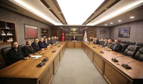 AK Parti İl Başkanı Selmanoğlu': "Ramazan mesaisi yoğun geçiyor"